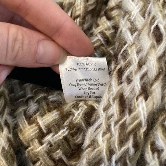 NWOT, Brown & Tan Knit Poncho, Fastens at Chest w/Hood, Never Been Worn - Picture 5 of 8